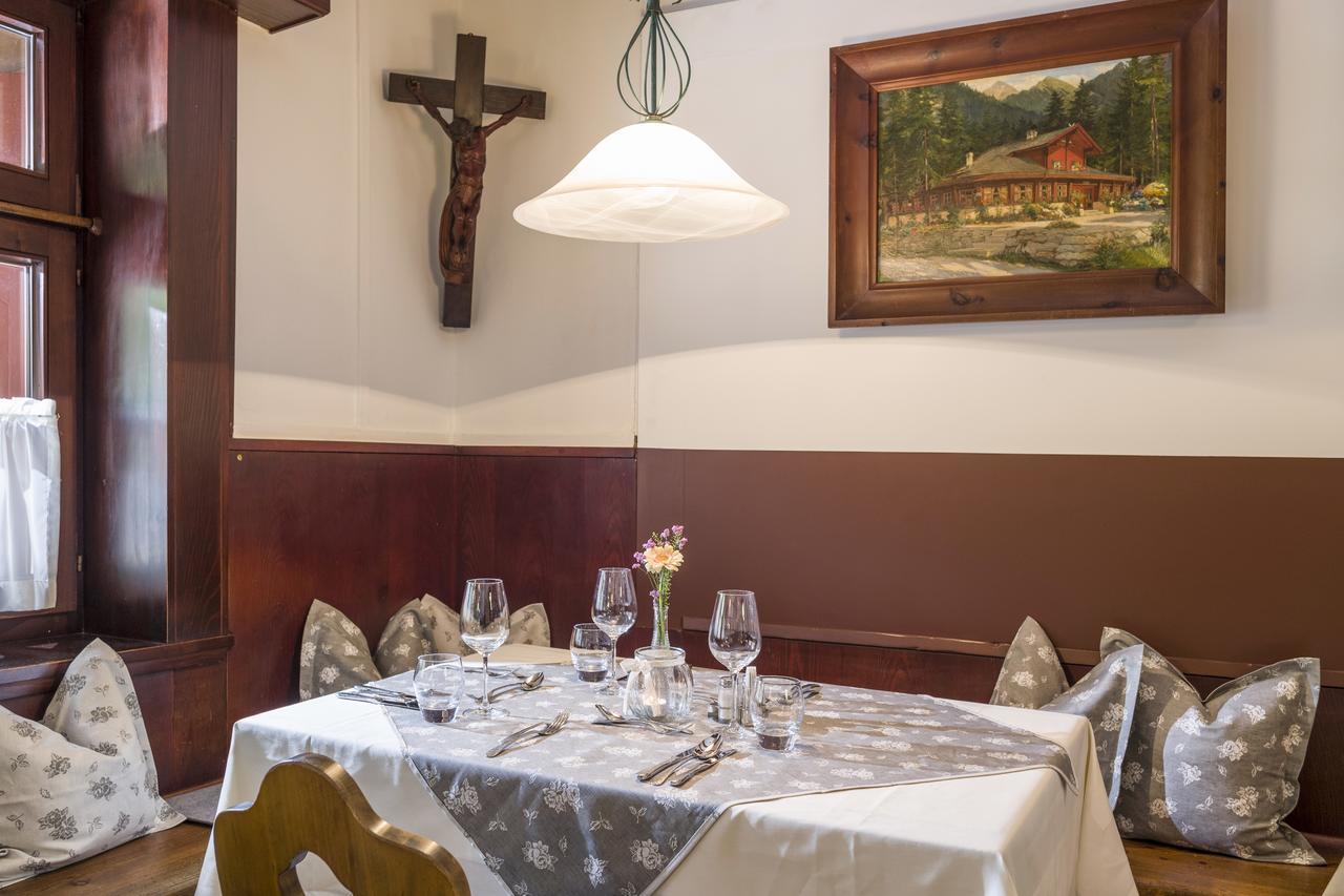 Gasthof Restaurant Waldcafe Mayrhofen Exterior photo